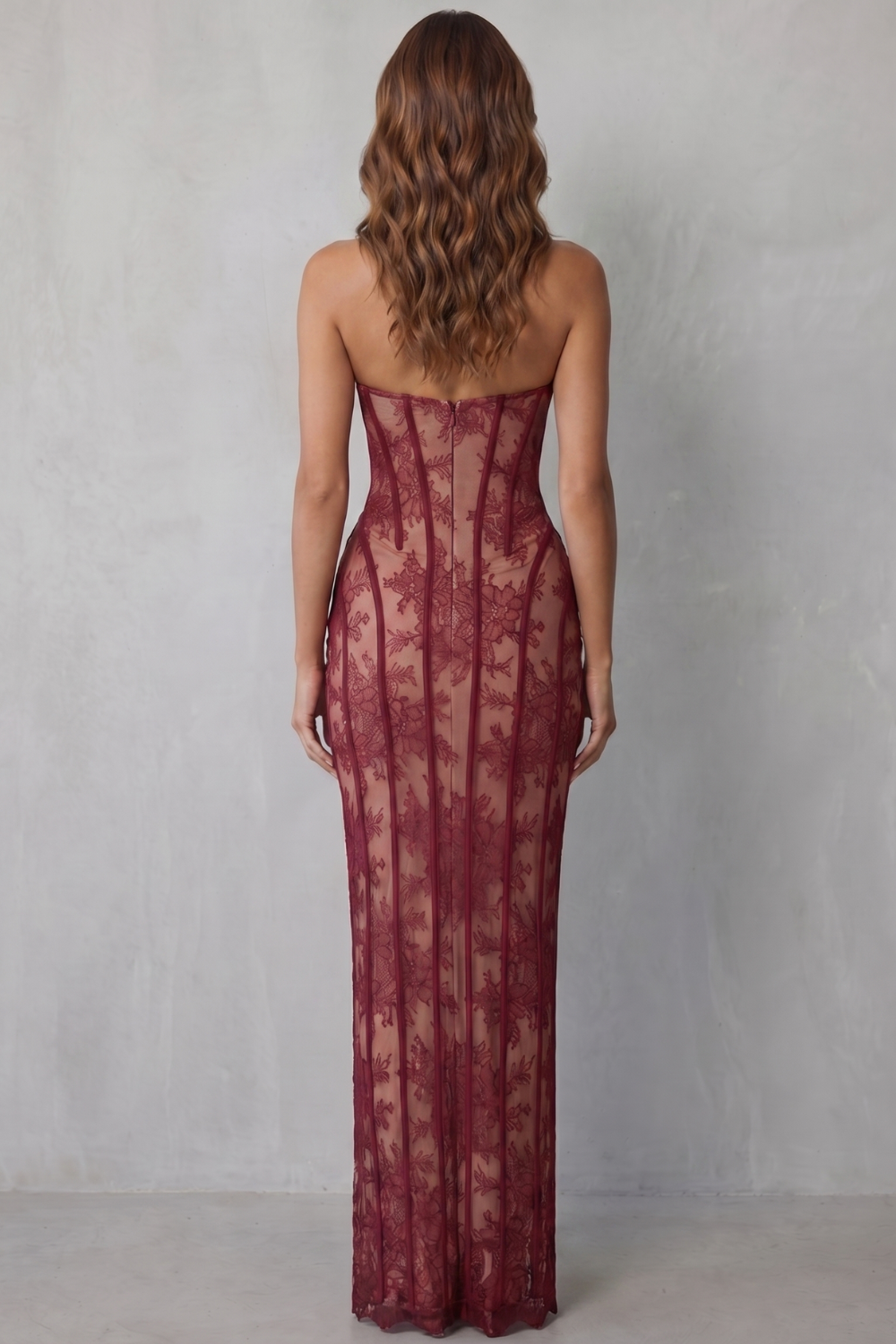 Sirelle – Sculpted lace allure – Maxi dress